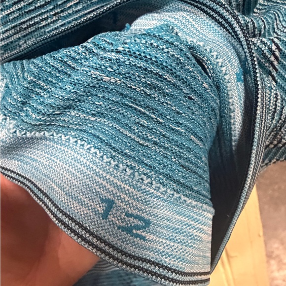 lululemon athletica Blue Long Sleeve Top - Picture 4 of 4